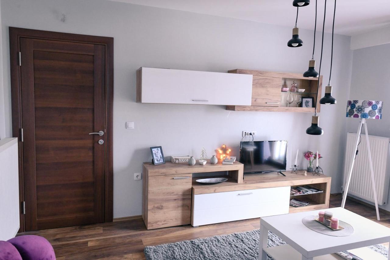 Apartman Filip Novi Pazar Bagian luar foto